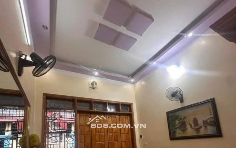 Bán nhà mặt phố trần hưng đạo, kinh doanh đỉnh dt 70m2 giá hơn 8 tỷ