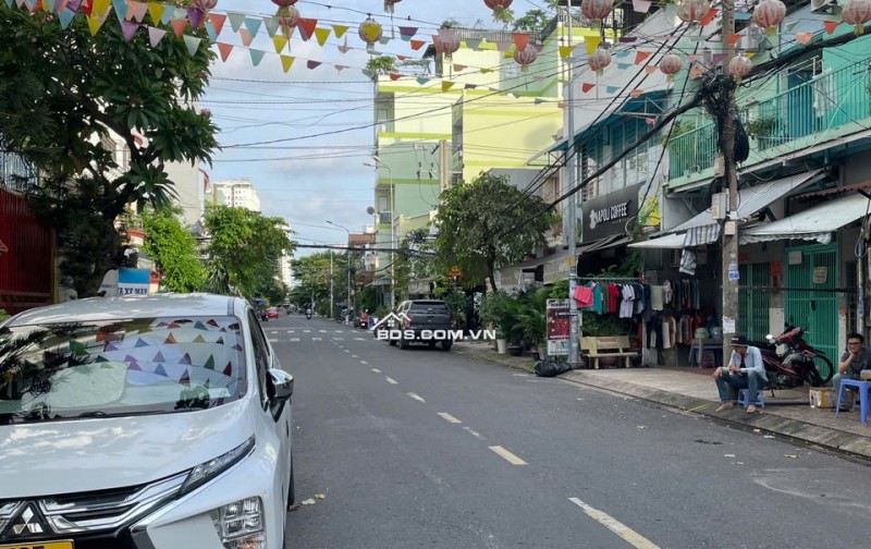 Nhà Đẹp Tân Phú
trên đường
Dương Khuê
P Hiệp Tân Q Tân Phú