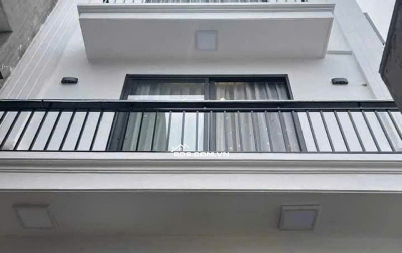 Bán nhà 4 tầng, 50m2,  La Khê, Hà Đông . nhà dân xây ngõ rộng  - 8 tỷ