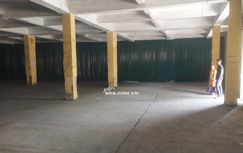 Sẵn kho cho thuê 240, 270,320 ,580,850 m².  Đức Giang Long Biên HN, xe container đỗ cửa, bảo vệ vòng ngoài 24/24