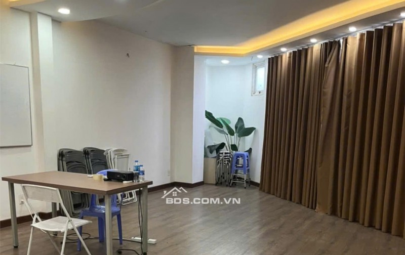 Cho thuê Văn Phòng giá rẻ Thạch Lam, Phú Thạnh, Tân Phú, 38m2, 6tr, đầy đủ trang thiết bị, giờ tự do