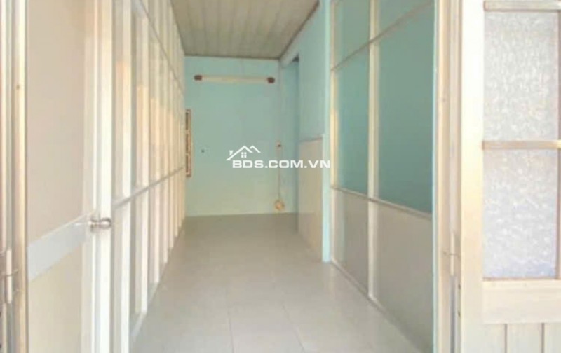 Cho thuê nhà nguyên căn P6Q8 – DTSD 112m2 – giá 9tr/th cọc 1 tháng. Lh:0903078807 – 0908570047.