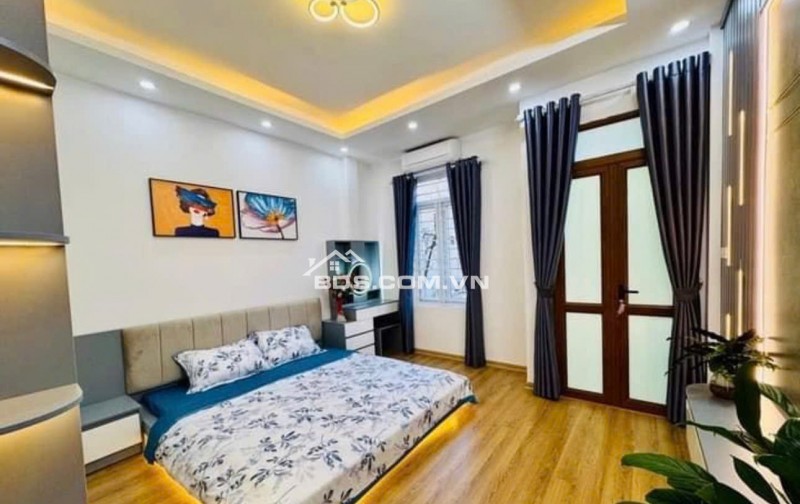 LOANH QUANH 4 TỶ CÓ NGAY NHÀ ĐẸP 4 TẦNG DTSD 60m-  TỨ HIỆP TRUNG TÂM THANH TRÌ