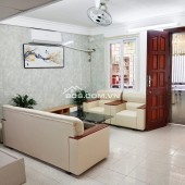 Nhà Đẹp Gần Đường Ô TÔ Quỳnh Mai, Hai Bà Trưng 70m, giá 3,25 tỷ.