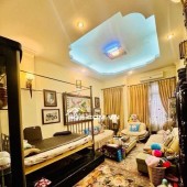 Cách 1 NHÀ RA PHỐ TRẦN DUY HƯNG - 56m2 x 5Tầng