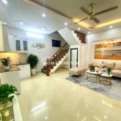 ĐÔNG NGẠC - 33M X 4T - MẶT TIỀN 6M - Ô TÔ ĐỖ NGÀY ĐÊM - LÔ GÓC - KHÍ HẬU SÔNG HỒNG MÁT MẺ