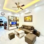 Siêu Phẩm Bùi Xương Trạch, Thanh Xuân diện tích 45m2, mặt tiền 4m. Nhà đẹp gần phố.
