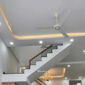 Tôi Cần Bán Gấp Nhà Lầu Ngay Cây Xăng Đức Hưng Giá Chỉ 2 tỷ