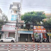 Bán nhà mặt tiền Nguyễn Thị Minh Khai ngang 5,4m nở hậu cách biển 500m