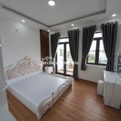 GIẢM 500TR CHỈ CÒN NHỈNH 7 TỶ NHÀ 4 TẦNG HẺM XE HƠI NGAY VẠN PHÚC CITY
