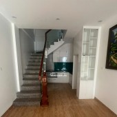 CHÍNH CHỦ BÁN NHÀ NGỌC THỤY. CÁCH CÔNG VIÊN NGỌC THỤY 200M. GẦN TRƯỜNG QUỐC TẾ VIỆT PHÁP . DT 35,5M2 . 5 TẦNG