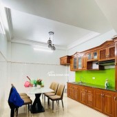 CHÍNH CHỦ CẦN BÁN NHÀ THƯỢNG THANH- LONG BIÊN, DIỆN TÍCH 43M, 4 TẦNG. TẶNG FULL NỘI THẤT GIÁ 6.15