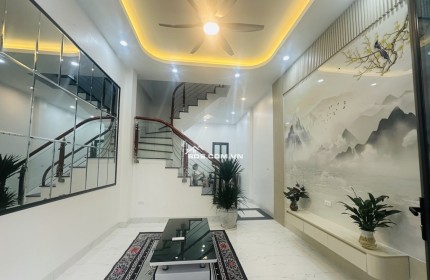 BÁN NHÀ KIM GIANG, HOÀNG MAI, NGÕ Ô TÔ TRÁNH, DTSD 36M2, 6.9 TỶ