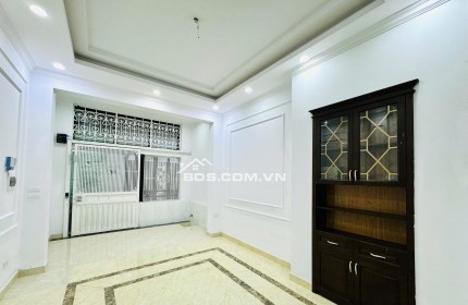 BÁN NHÀ ĐỊNH CÔNG THƯỢNG, GẦN Ô TÔ TRÁNH, CCMN, HAI THOÁNG, 50M2, 5T, MT4M, GIÁ 8.2 TỶ