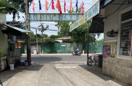 Cần chuyển nhượng nhà hẻm Hoàng Diệu, Vĩnh Nguyên, Nha Trang, 134m2, giá chỉ 60 triệu/m2. Liên hệ để biết thêm thông tin!