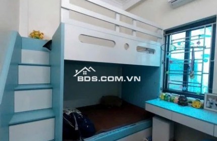 BÁN NHÀ SIÊU ĐẸP LÊ THÁNH TÔNG 35.7M2 3 TẦNG Ô TÔ ĐỖ CỬA GIÁ 3.45 TỶ