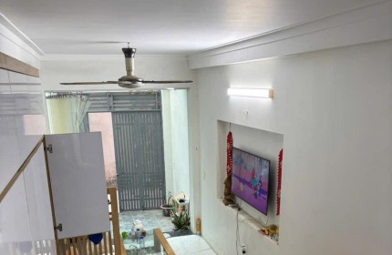 BÁN NHÀ PHỐ NGỌC THUỴ-LONG BIÊN,DIỆN TÍCH 56m2,5TỶ4