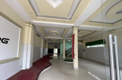 Mặt bằng Đà Lạt 190m2, mặt tiền Phan Chu Trinh, thuận tiện kinh doanh 8x24