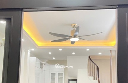 BÁN NHÀ ĐẸP , SIÊU PHẨM ĐƯỜNG YÊN HÒA, 7,99 TỶ VND, 30 M2, HÀ NỘI HÀNG CỰC HIẾM ĐỂ CÓ 1 CĂN