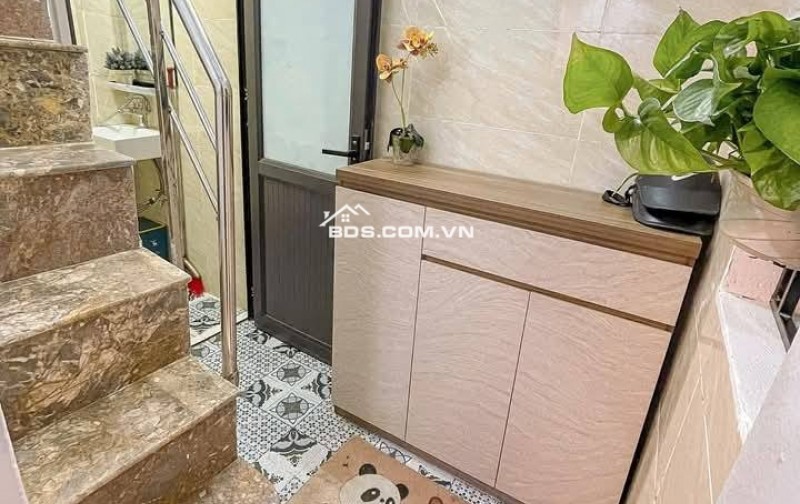 Nhà Đẹp Đón Tết Minh Khai, Hai Bà Trưng 15m, 3 tầng, mt 4.2m, giá 3.79 tỷ.