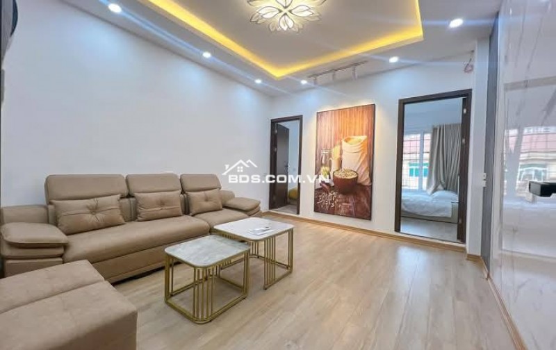 Nhà Đẹp Ở Ngay Trường Chinh, Thanh Xuân 55m, giá 2.58 tỷ