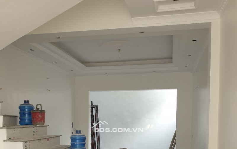 BÁN NHÀ ĐẸP 1.8 TỶ 3 TẦNG 55M2 ( HƯỚNG BẮC ) NGÕ ĐIỆN BIÊN