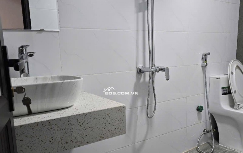 Nhà mới Đại Đồng, Nguyễn khoái, quận Hoàng Mai, Hà nội 5 tầng x 30m2 giá 4.95 tỷ