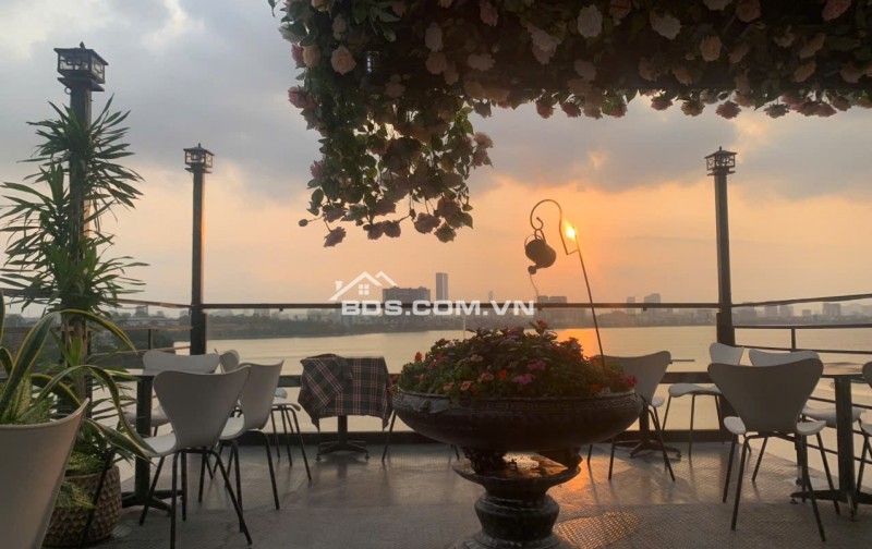 BÁN NHÀ MẶT PHỐ VỈA HÈ RỘNG - KINH DOANH CAFE - 7 TẦNG THANG MÁY - VIEW HỒ TÂY - LÔ GÓC  3 THOÁNG - DIỆN TÍCH 36M - MẶT TIỀN 5M - GIÁ CHỈ NHỈNH 30