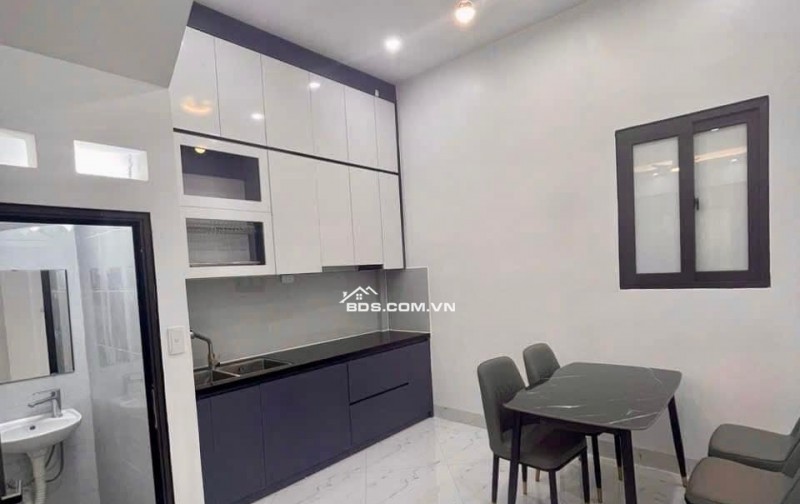 Bán nhà riêng tại Kim Giang, 6,5 tỷ, 36m2, giá cực chất, view đẹp