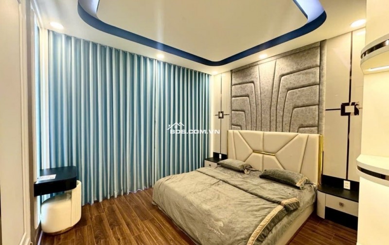 BÁN NHÀ QUẬN 7 THE LUXURY HOUSE 6 TẦNG THANG MÁY NỘI THẤT NGOẠI NHẬP - MTKD CHỈ 17 TỶ HƠN