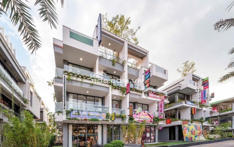 Bán Shophouse 105m2 kinh doanh dòng tiền khủng trong 30 tháng, htls 0%/18th