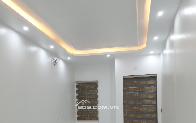 BÁN NHÀ 4.55 TỶ 3.5 TẦNG 60M2 ( TÂY BẮC ) MẶT ĐƯỜNG KHU Ô 20 PHÙ NGHĨA