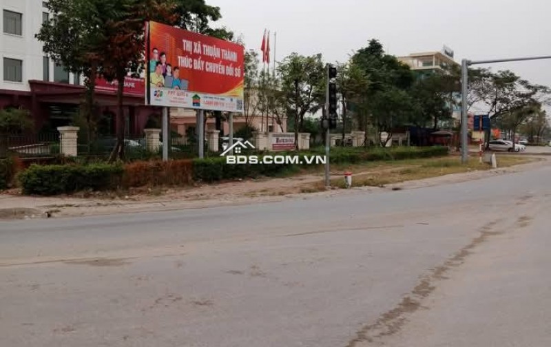 Bán Đất Thôn Cốc Thượng, Xã Hoàng Diệu 760m Đất, mặt tiền 32m, giá 8.6 tỷ