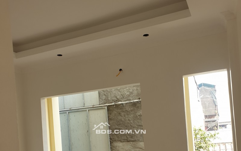 BÁN NHÀ ĐẸP 1.8 TỶ 3 TẦNG 55M2 ( HƯỚNG BẮC ) NGÕ ĐIỆN BIÊN