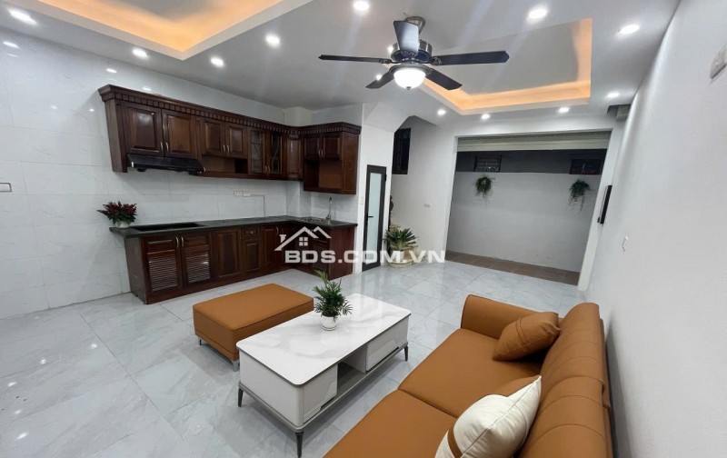 Bán nhà Hoàng Mai Hà Nội, DT 34/40 m2 (4 tầng), chỉ 3,65 tỷ. Lh: 0977756689