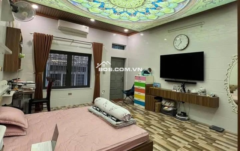 Nhà Đẹp Phố VIP Hoàng Cầu, Đống Đa 39m, 4 tầng, mt  5m, giá 13.4 tỷ