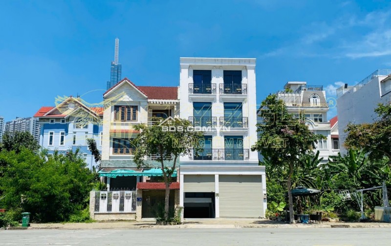 BÁN GẤP NHÀ PHỐ, DIỆN TÍCH 626.6m² GIÁ 113 TỶ - HOTLINE: 0984.388.599