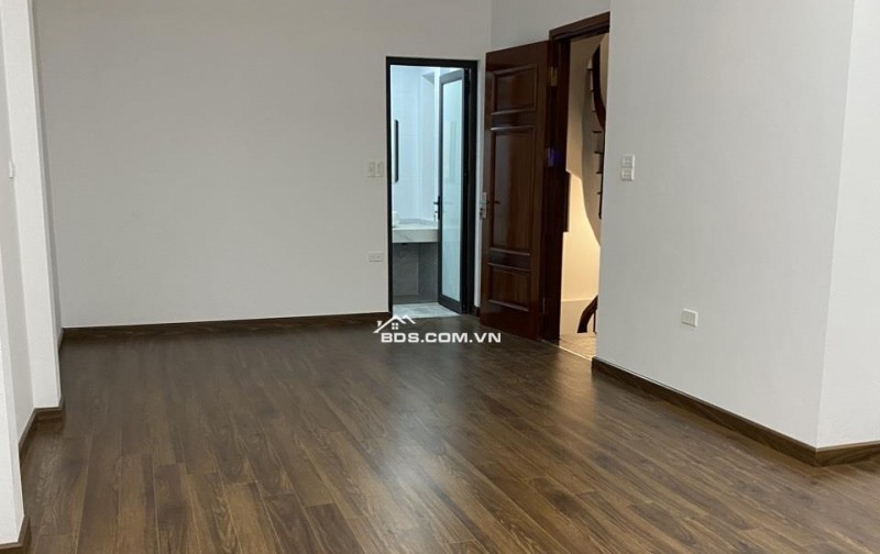 Nhà đep ở ngay, 40m2 phố Khương Hạ, Thanh Xuân, ngõ ô tô, kinh doanh, gần phố, 7.95 tỷ