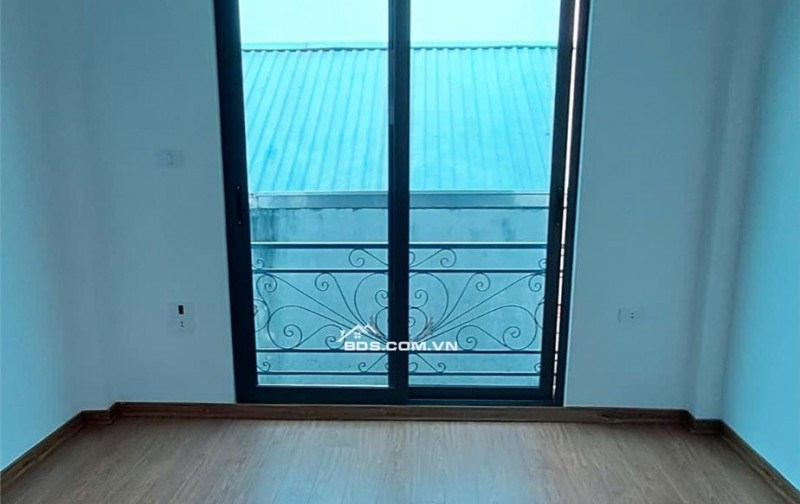 Bán nhà 5 tầng, 6PN, 35m², Hữu Hòa - Trước nhà ô tô tải tránh nhau 4.4 tỷ lh 0844444453