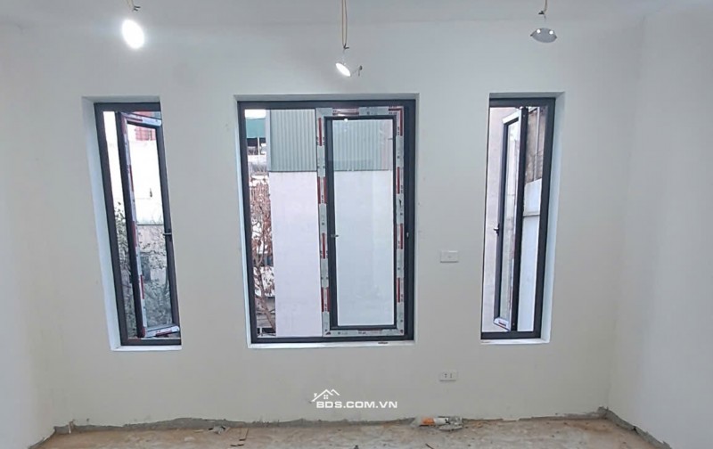 Bán nhà Hoàng Mai 36m2 x 4 tầng, ô tô đỗ sát nhà. LH 0844444453