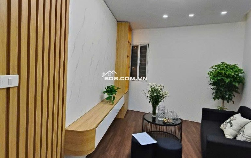 Bán nhà 2 tầng, 26m², ngõ Trương Định, Thịnh Liệt, Hoàng Mai - 1.65 tỷ sổ chung