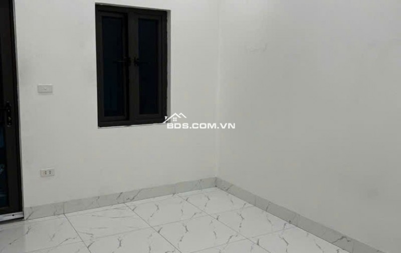 Bán nhà Vĩnh Hưng, Hoàng Mai, 36m², 2 tầng, 2 ngủ. 2.68 tỷ