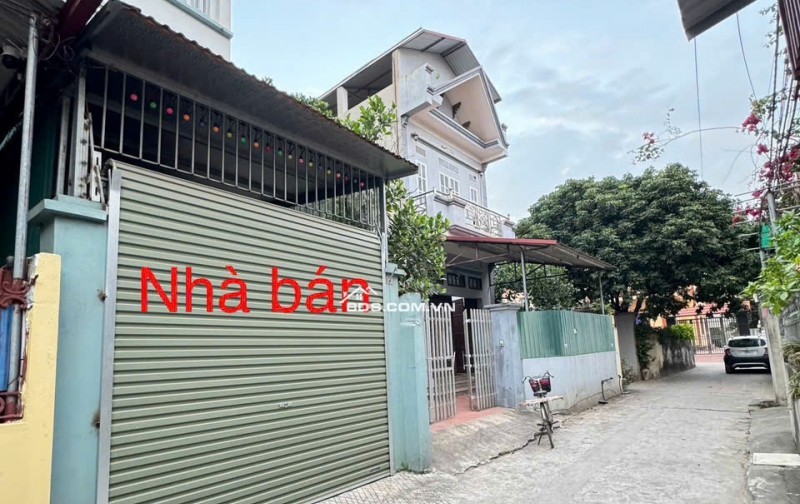 Bán nhà 3 tầng thôn Do Hạ, Tiền Phong, Mê Linh, HN. Đường thông, oto đỗ. DT 60m, giá 3,7 tỷ.