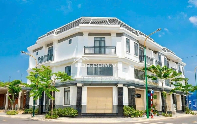 CHỈ 790TR SỞ HỮU CĂN SHOPHOUSE NGAY THÀNH PHỐ MỚI BÌNH DƯƠNG