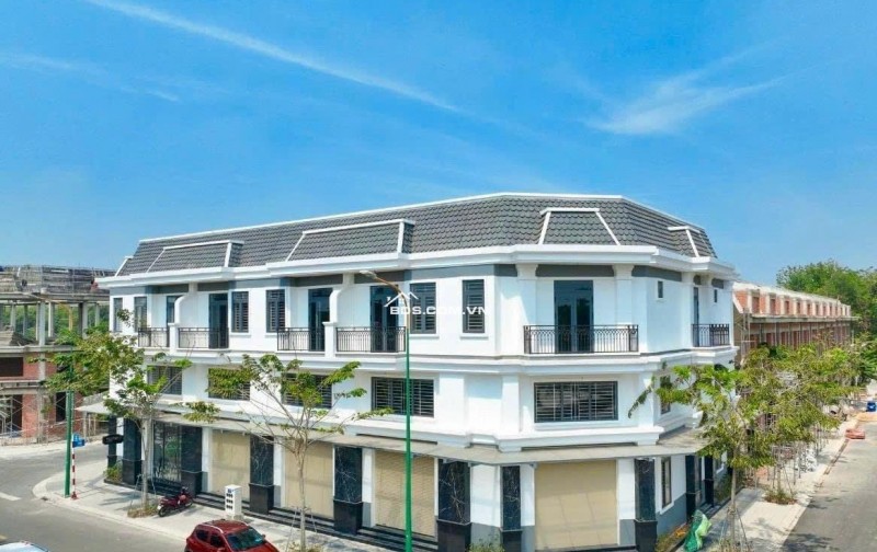 CHỈ 790TR SỞ HỮU CĂN SHOPHOUSE NGAY THÀNH PHỐ MỚI BÌNH DƯƠNG