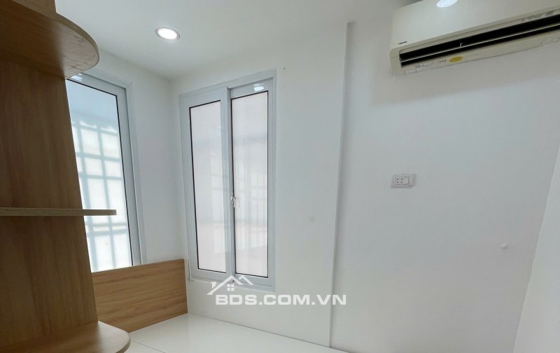 NHÀ ĐẸP NGAY TRUNG TÂM NGUYỄN TRÃI - 92M2 X 1 TẦNG - 3 TỶ - OTO THOẢI MÁI