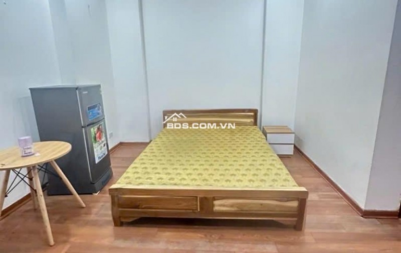 CCMN hơn 90m2, có thang máy, chỉ nhỉnh 15 đồng tại kv Cầu Giấy