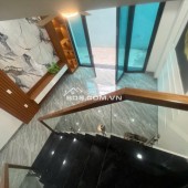 Chủ nhà cần tiền bán gấp căn nhà Hàng Kênh. nhà xây chắc chắn 4 tầng lô goác