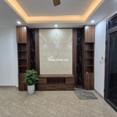 Bán nhà Nguyễn Văn Cừ, Long Biên, ô tô, 45m2, 5 tầng, 5 tỷ 35
