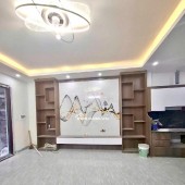 Bán nhà 4 tầng sang trọng, phố Ngọc Thụy, trung tâm Long Biên, gần trường quốc tế